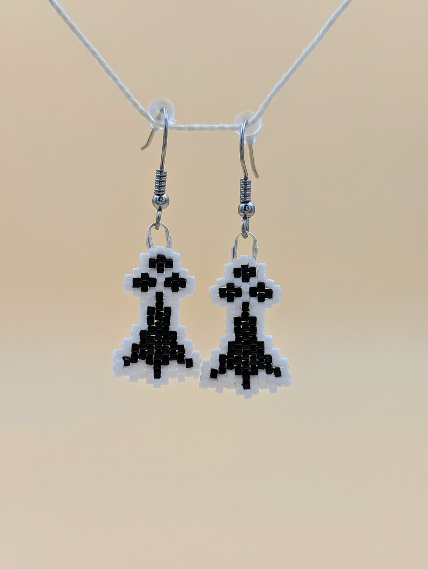 Parure BZH : Collier Triskel et boucles d'oreilles Hermines, en perles Miyuki Delicas