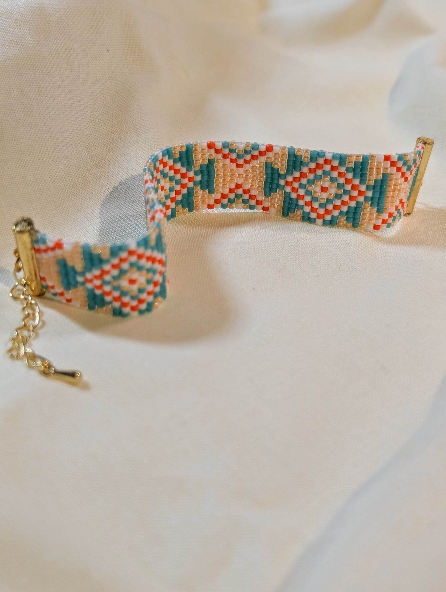 Bracelet artisanal Maya, tissé en perles Miyuki