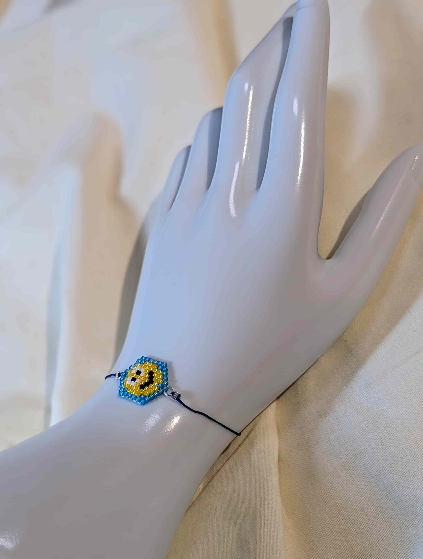 Bracelet Emoji : "Smile", "Fleur" ou "Peace", en perles Miyuki Delica