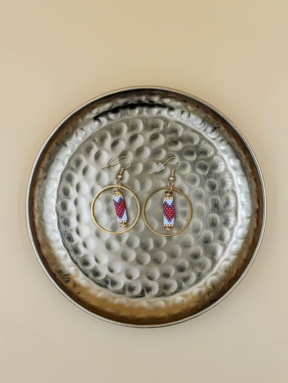 Boucles d’oreilles artisanales pendantes Cupidon, tissées en perles Miyuki