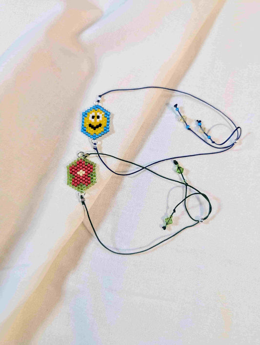 Bracelet Emoji : "Smile", "Fleur" ou "Peace", en perles Miyuki Delica