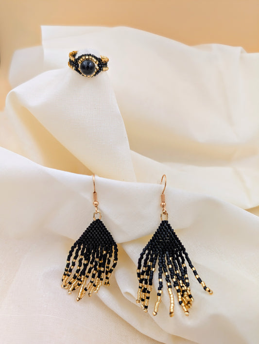 Parure Noir & Or : Bague Icarus et Boucles d'oreilles Aurora ; tissées en perles Miyuki